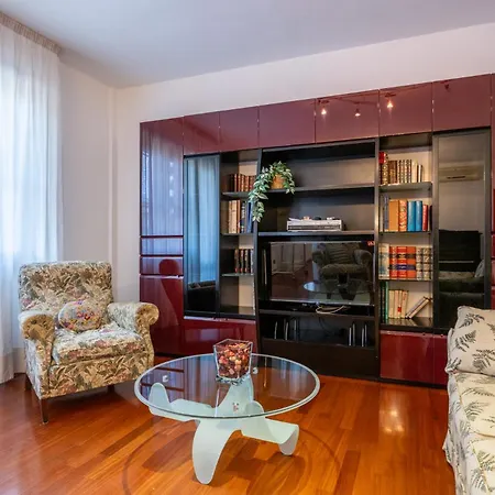 Elegant Apartment, Apartamento Pisa
